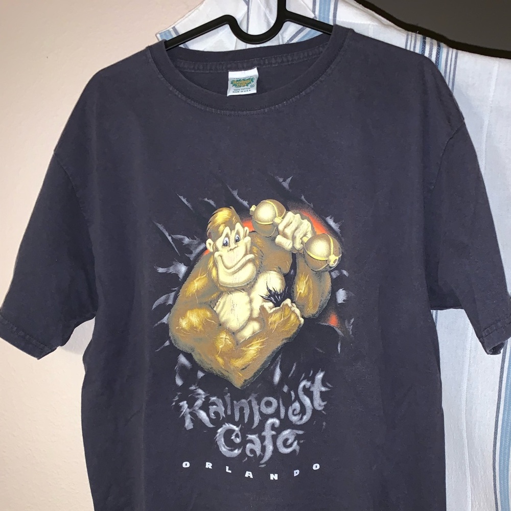 Vintage Rainforest Cafe Orlando t shirt